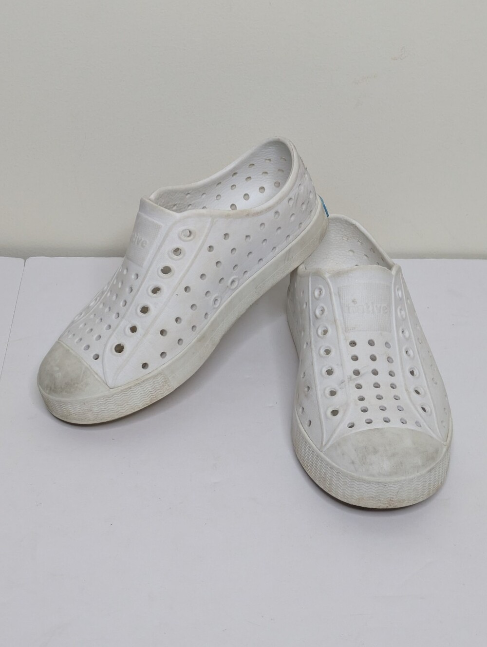 Native White Sandal Shoe 11T